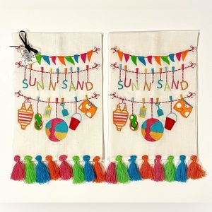 Mud Pie SUN N SAND Embroidered Hand Towels (Set of 2)